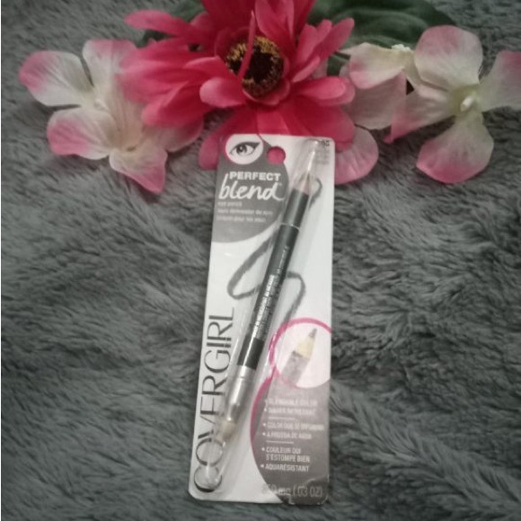 ⚜️3/$25⚜️💋COVERGIRL PERFECT BLEND EYE PENCIL 105 CHARCOAL BLACK💋 - Picture 6 of 6